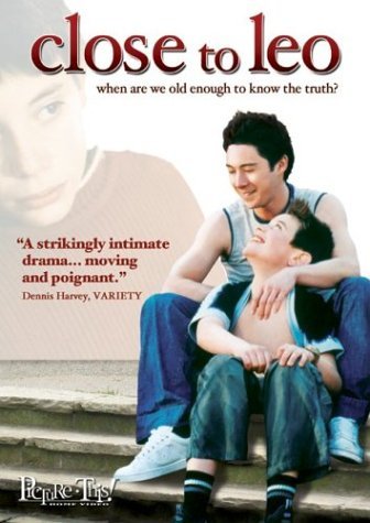 Рядом с Лео / Tout contre Léo (2002)